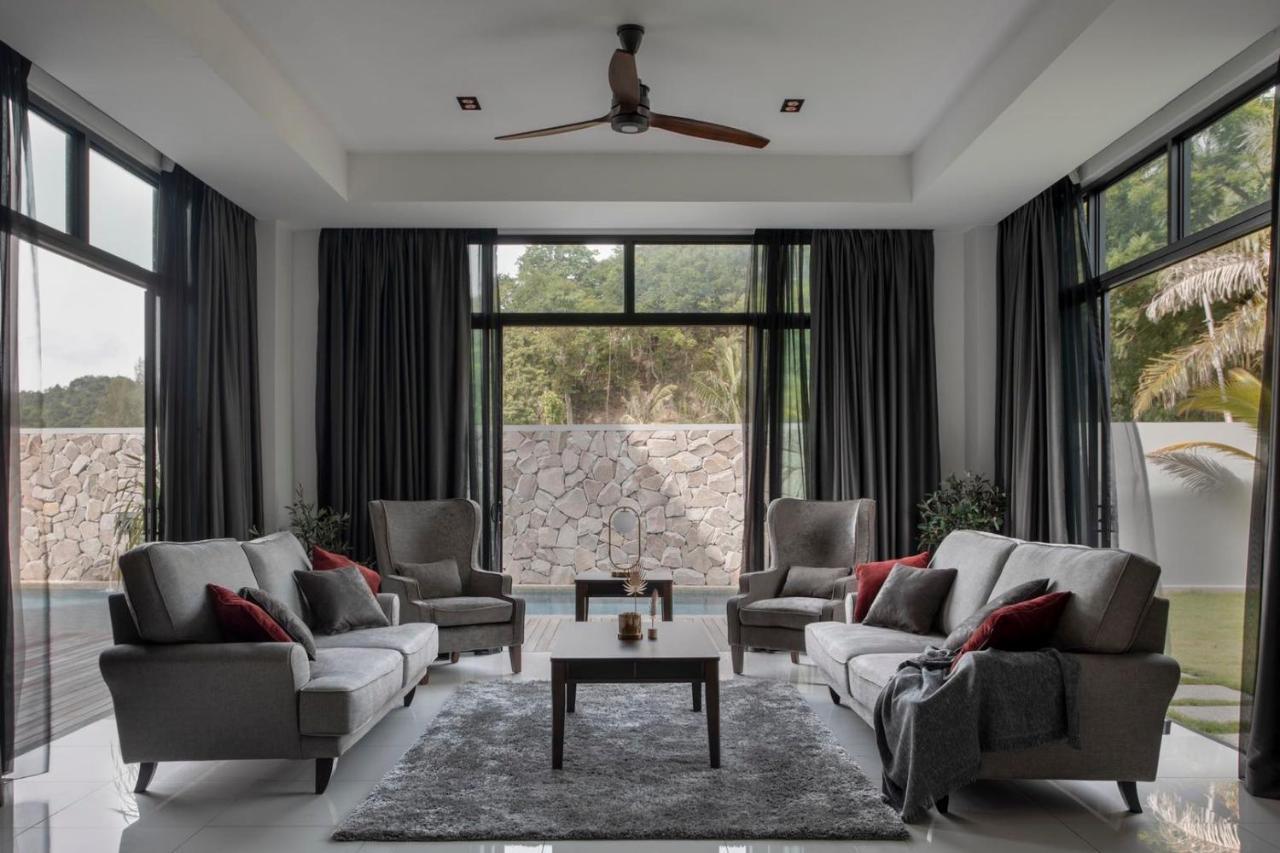 Lavanya H Villa 12A Luxury Bungalow With Private Swimming Pool H 豪华泳池别墅 Pantai Cenang  Esterno foto