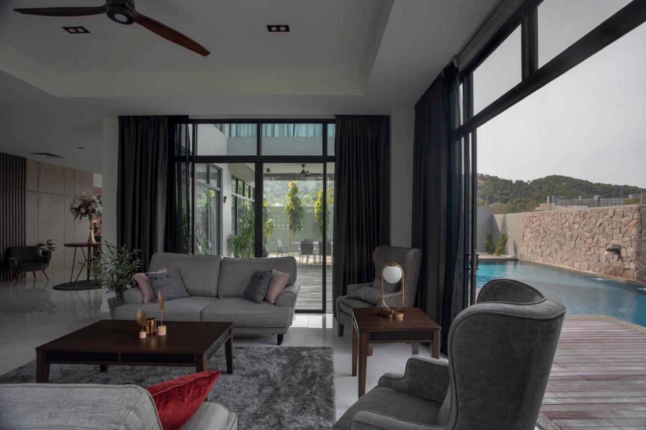 Lavanya H Villa 12A Luxury Bungalow With Private Swimming Pool H 豪华泳池别墅 Pantai Cenang  Esterno foto